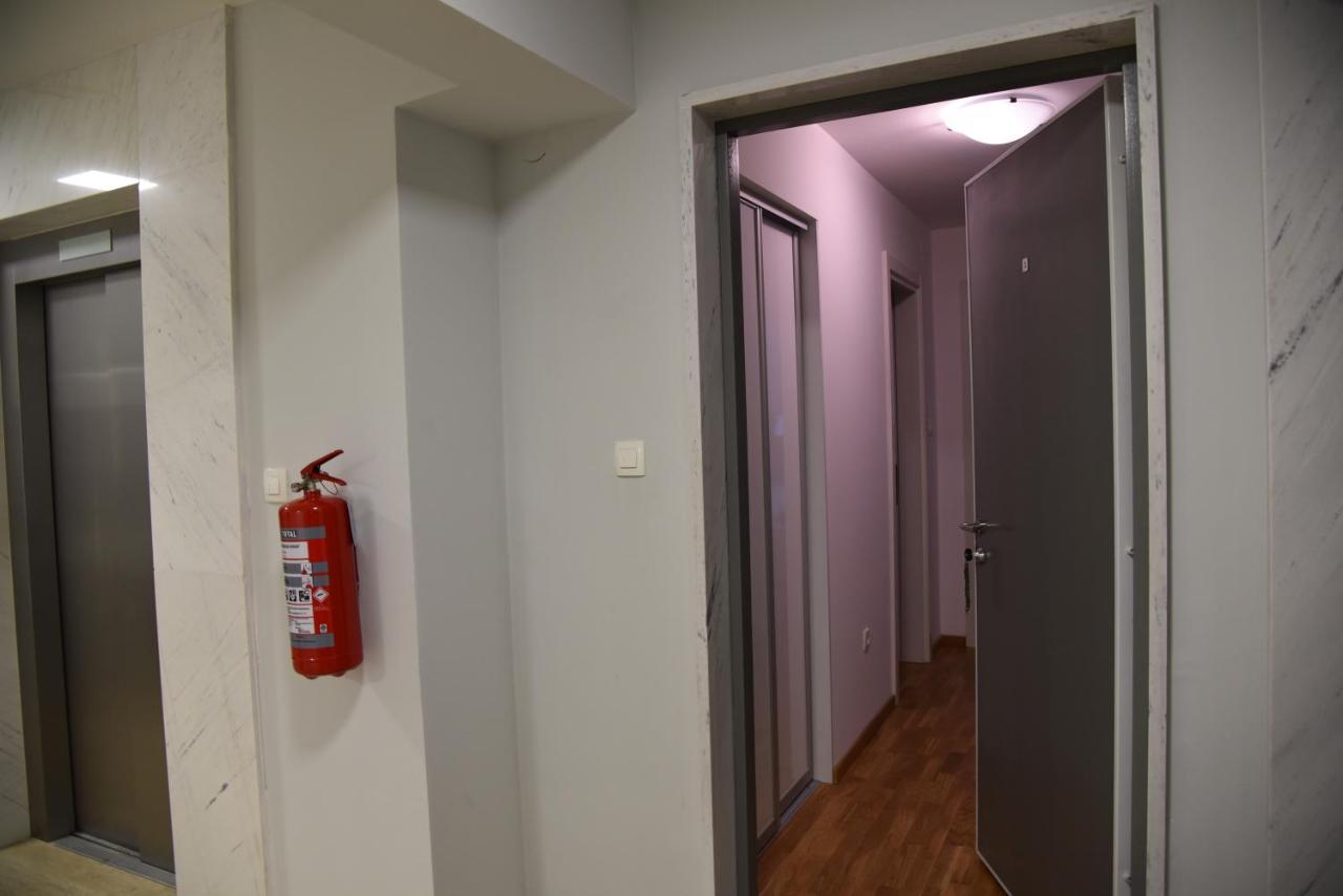 בודווה Apartment Lux Fontana מראה חיצוני תמונה