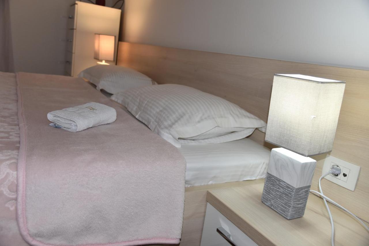 בודווה Apartment Lux Fontana מראה חיצוני תמונה